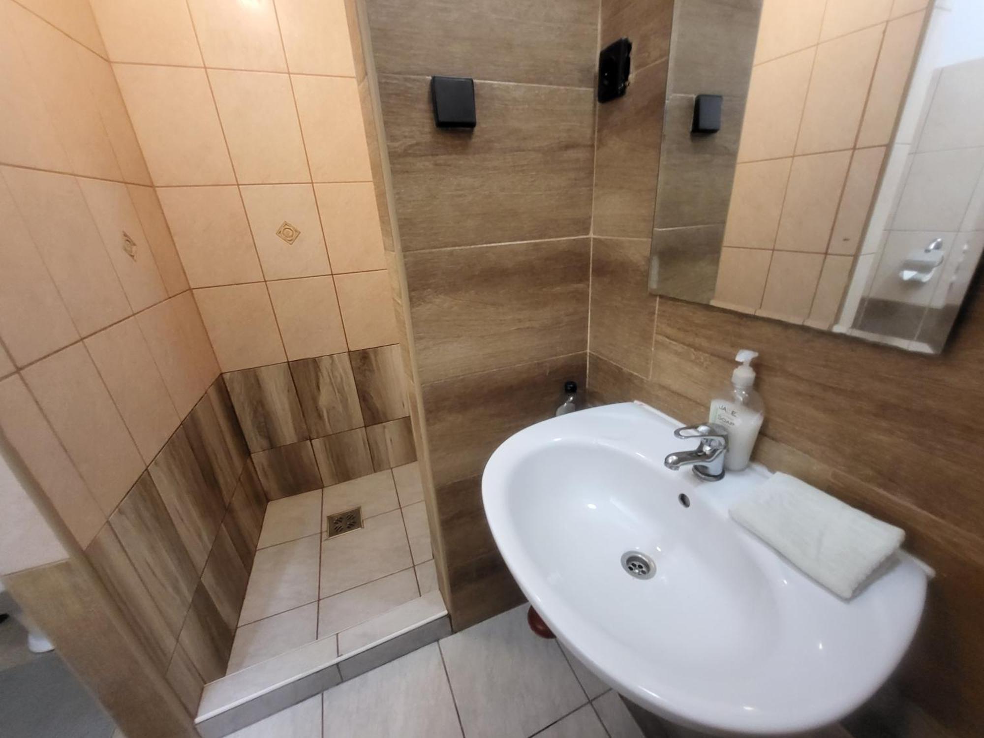 Casa Nora Hotel บูดาเปสต์ ภายนอก รูปภาพ